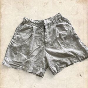 Abercrombie & Fitch White Shorts